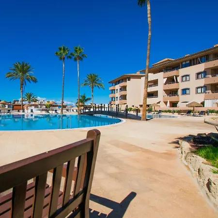 Peaceful Paraiso Apartment